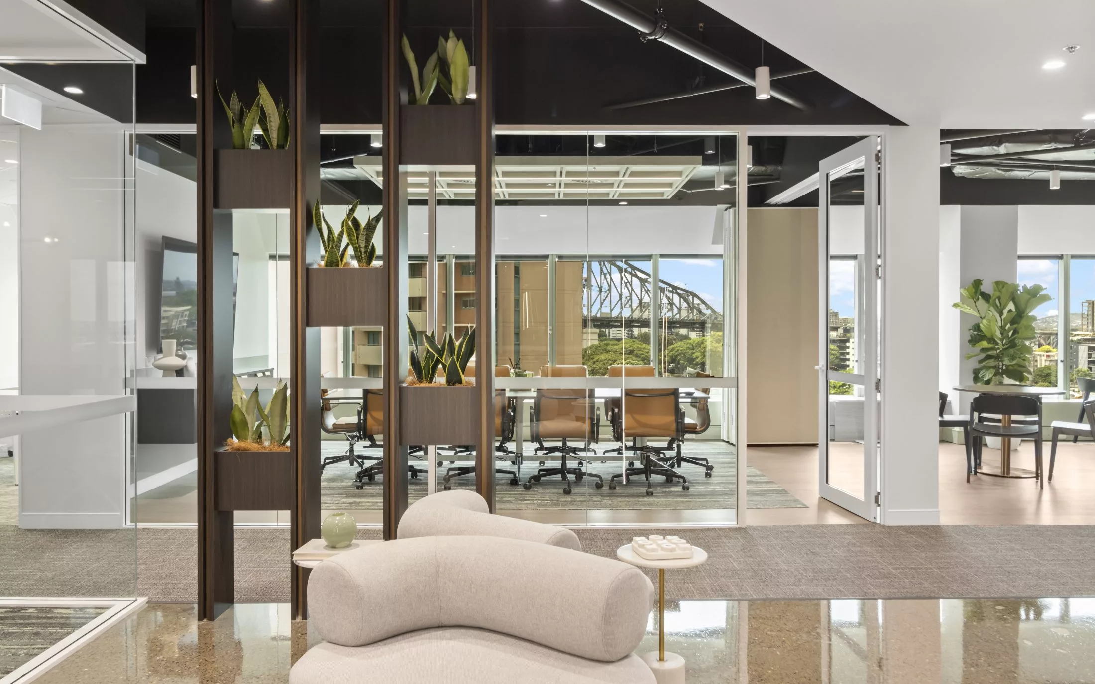 Studio Blackardt Brisbane City Queen St 500 11